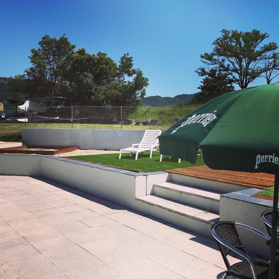 Lavours Auberge De La Paillere מראה חיצוני תמונה