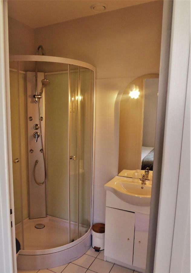 Lavours Auberge De La Paillere מראה חיצוני תמונה