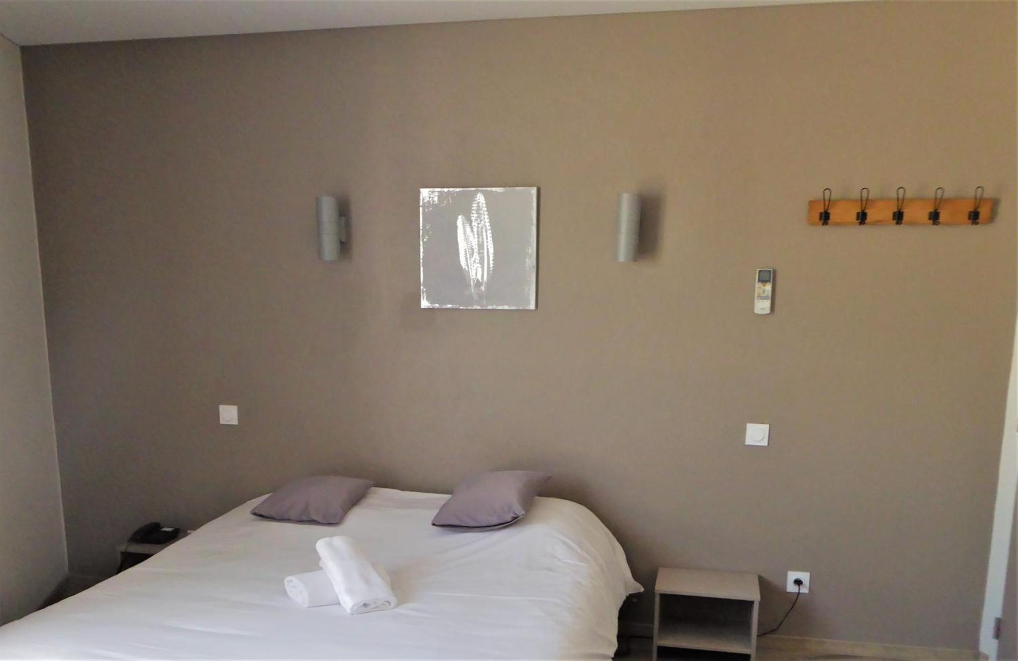 Lavours Auberge De La Paillere מראה חיצוני תמונה